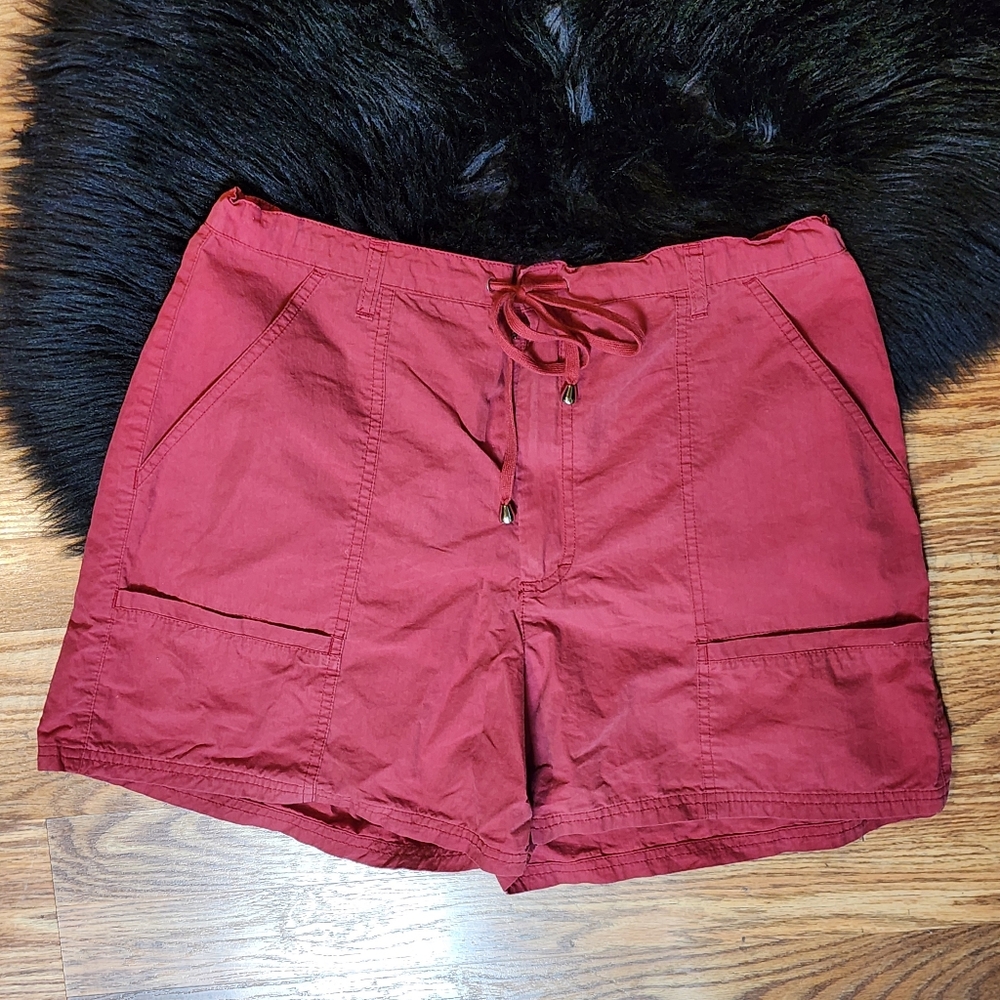 Women's Burgundy Casual High Rise Mom Shorts Size 14